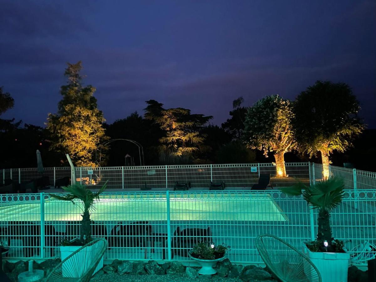 La Promenade Hotel Coings Luaran gambar